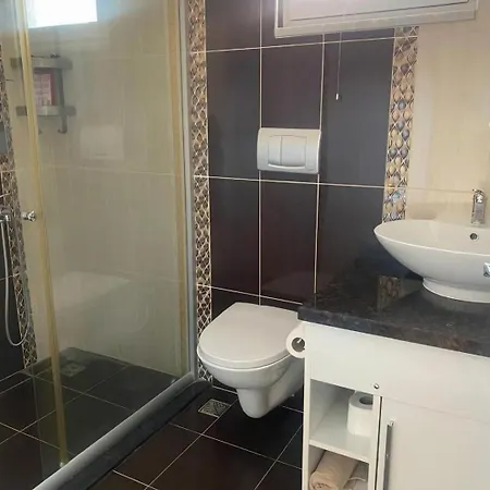 Duplex Near The Cleopatra Beach In شقة *